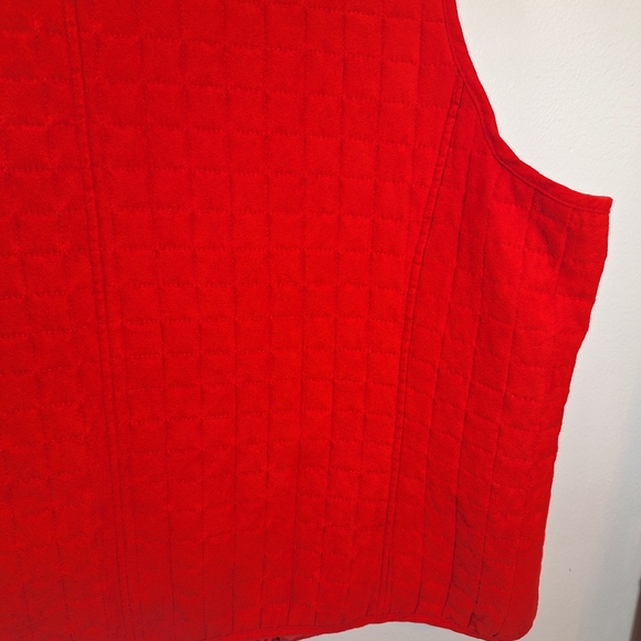 CJ Banks Red Quilted Lightweight Lined Pockets Suede Feel Zip Up Vest Womens 3X - Picture 6 of 11
